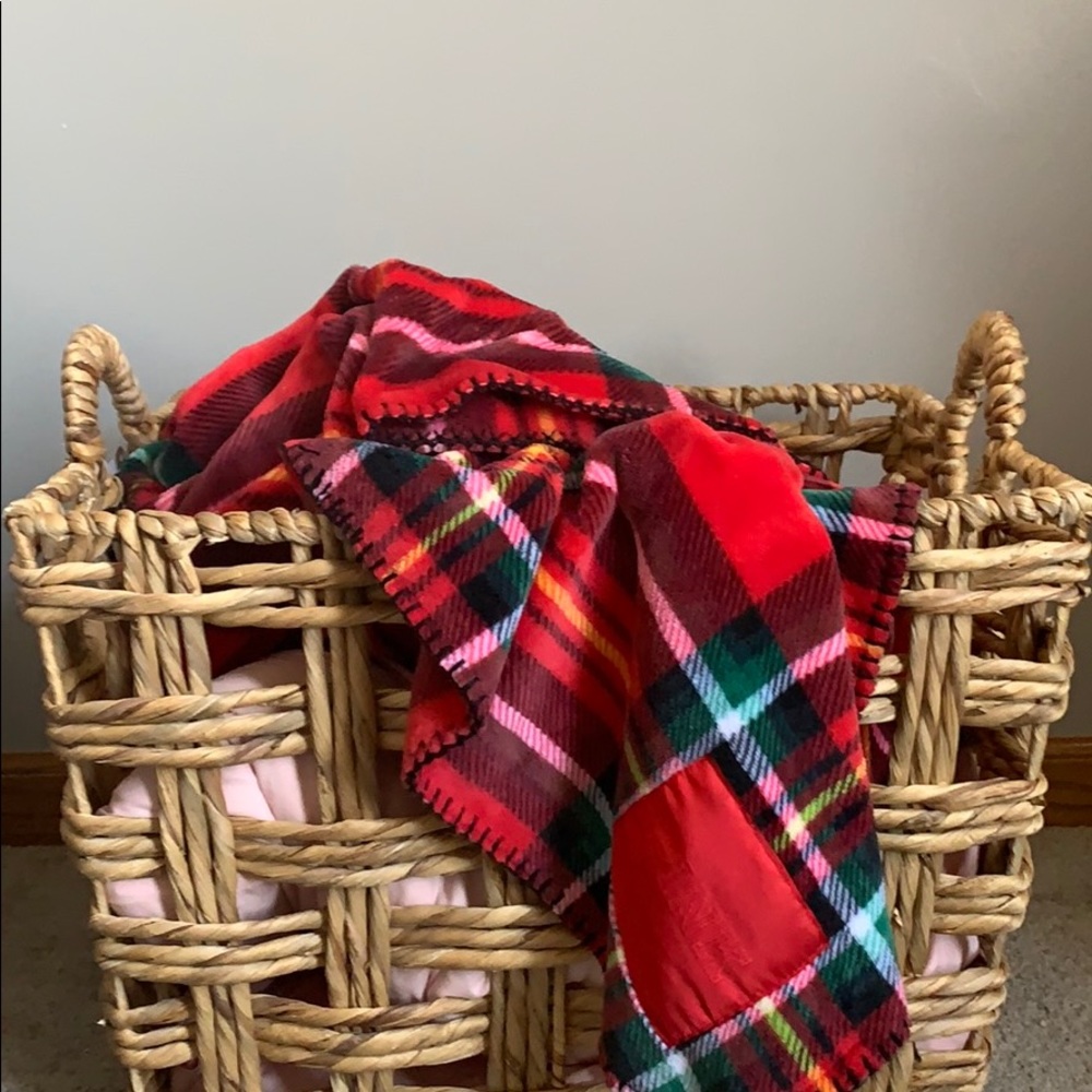 Victoria’s Secret Pink Plaid Fleece blanket
